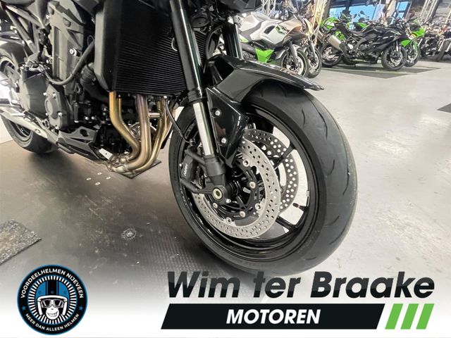 kawasaki - z900
