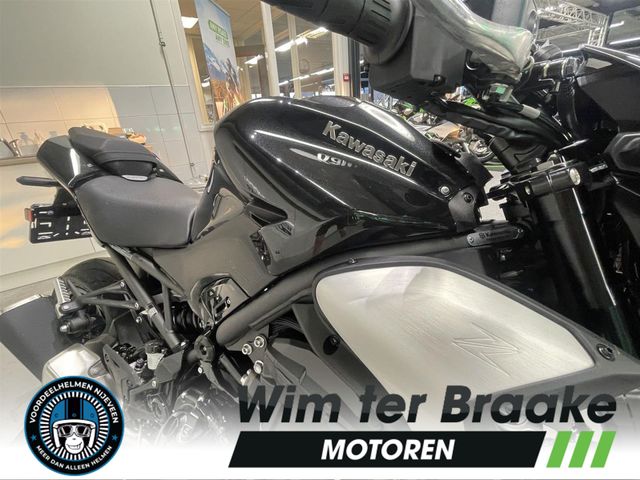 kawasaki - z900
