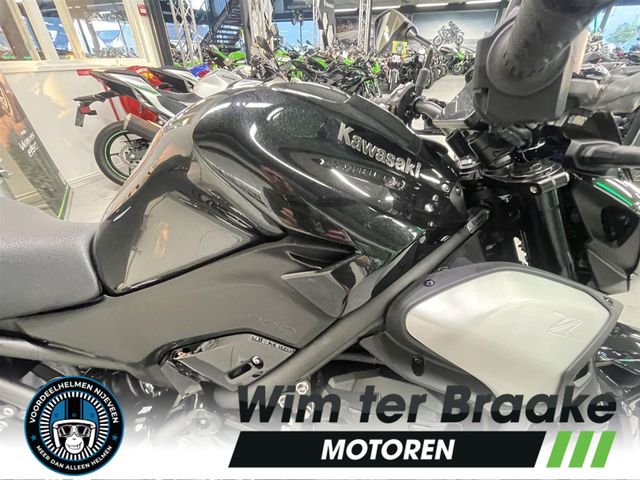 kawasaki - z900