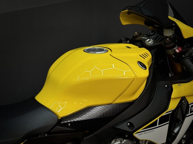 yamaha - yzf-r1