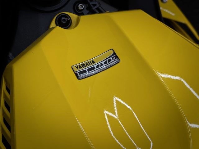 yamaha - yzf-r1