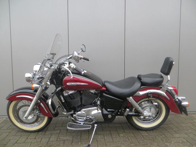 honda - vt-1100-c3-shadow