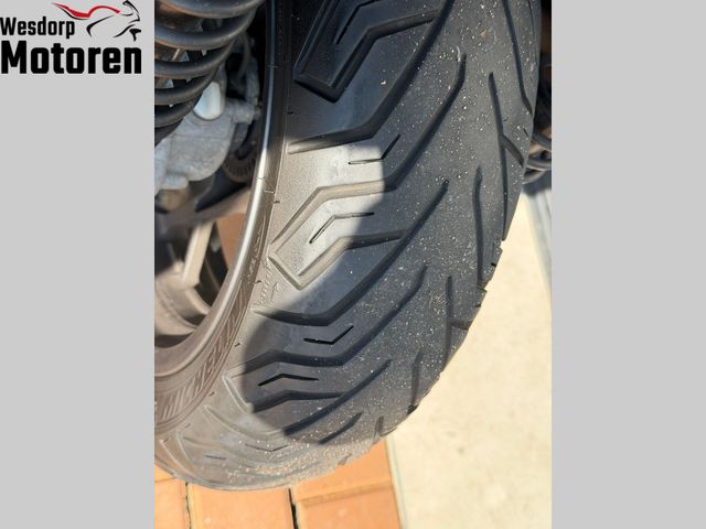 yamaha - x-max-300-iron-max