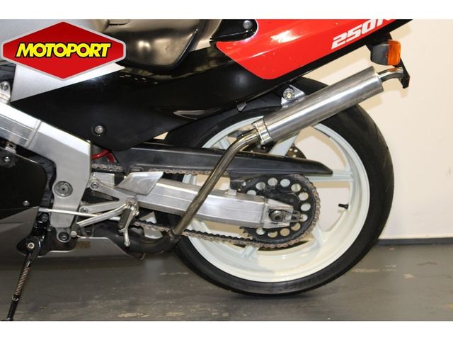 honda - nsr-250-r