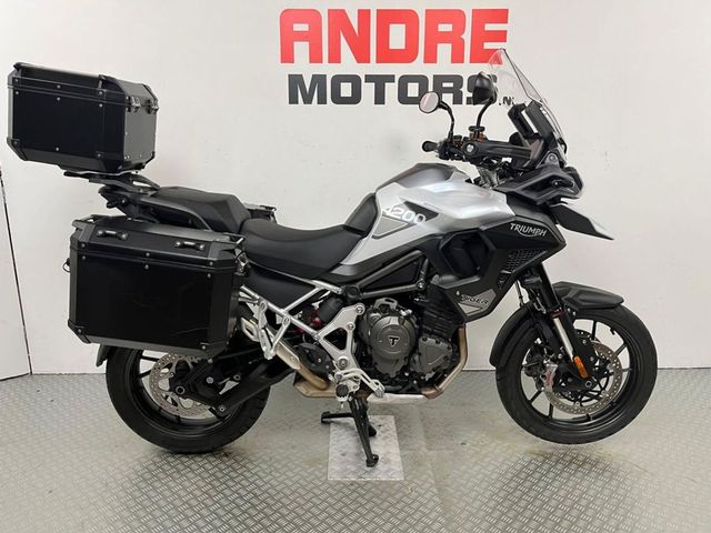 triumph - tiger-1200-gt-pro