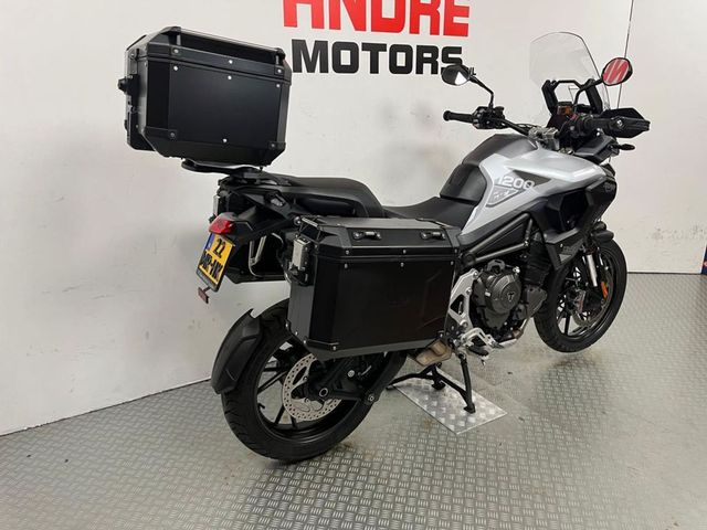 triumph - tiger-1200-gt-pro