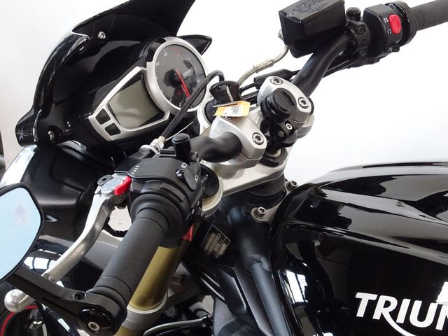 triumph - street-triple-abs