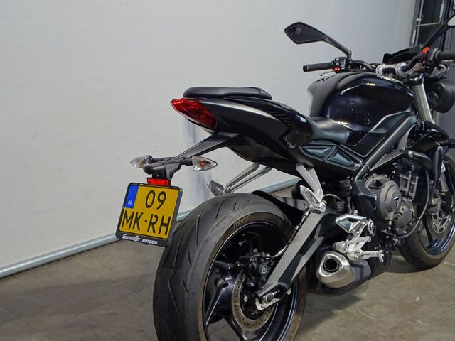 triumph - street-triple-s-a2