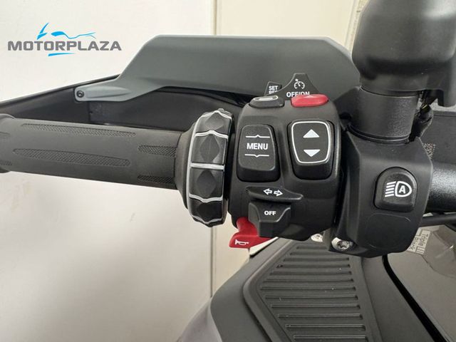 bmw - r-1300-gs-adventure