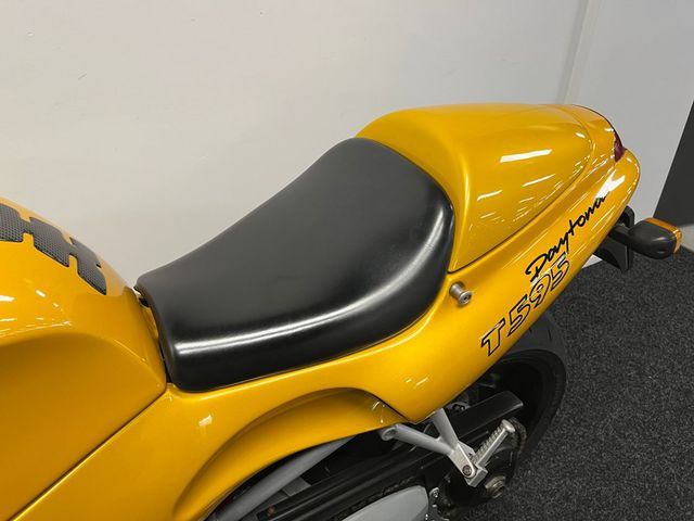 triumph - daytona-t--595
