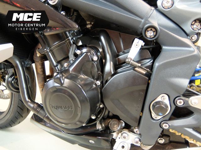 triumph - street-triple-675