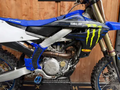 YAMAHA YZF 250 – foto 4