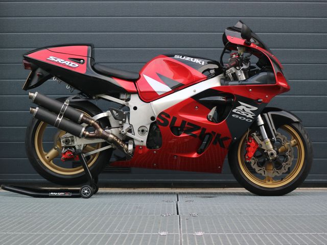 suzuki - gsx-r-750