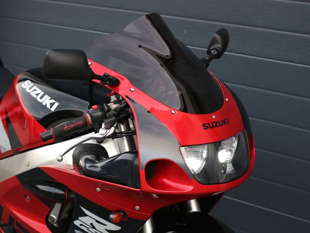 suzuki - gsx-r-750