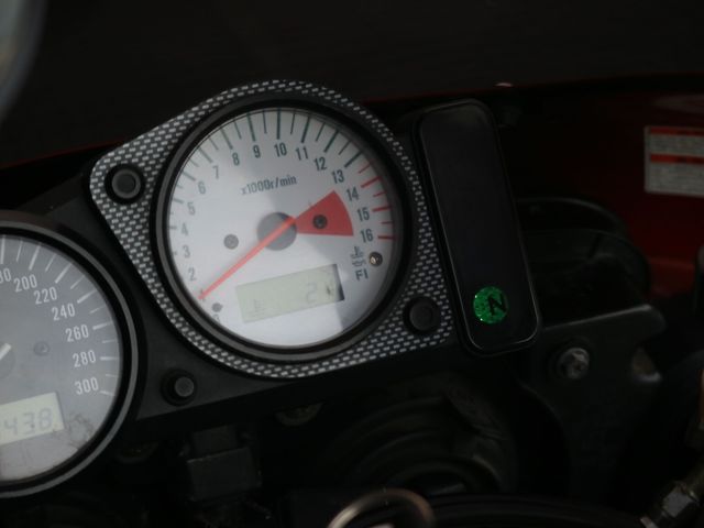suzuki - gsx-r-750