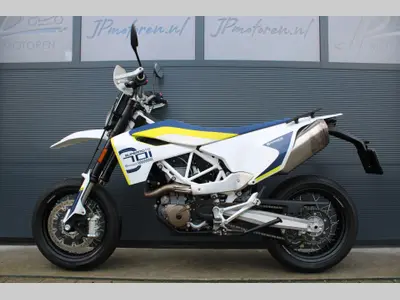 HUSQVARNA 701 SUPERMOTO – foto 2