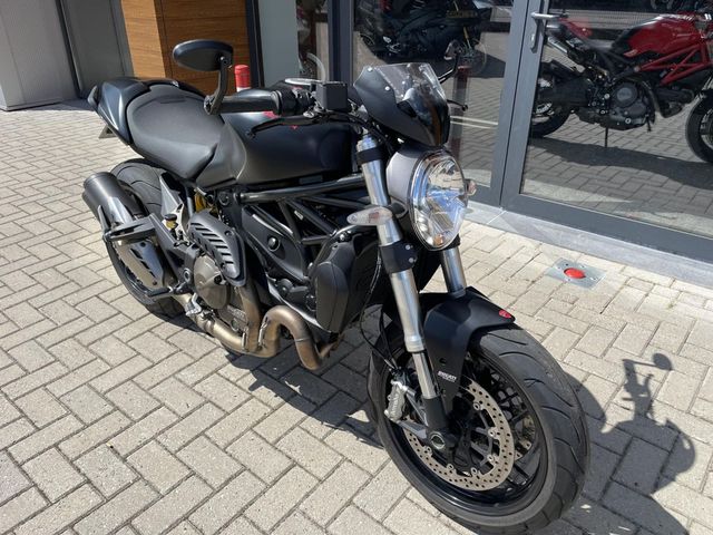 ducati - monster-821