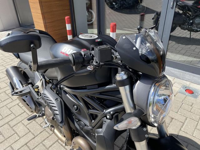 ducati - monster-821