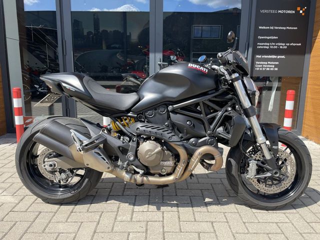 ducati - monster-821