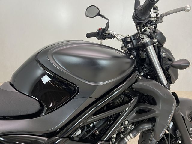 suzuki - sfv-650-gladius-abs