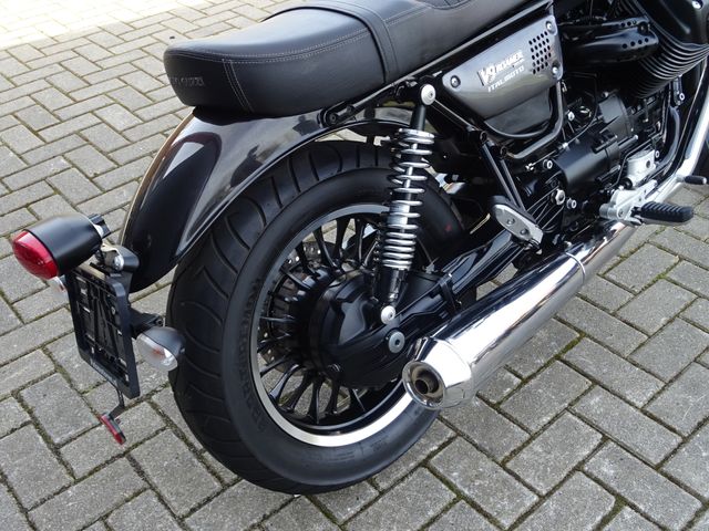 moto-guzzi - v-9-roamer