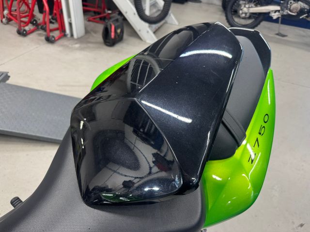 kawasaki - z-750-abs
