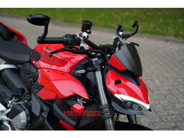 ducati - streetfighter-v2