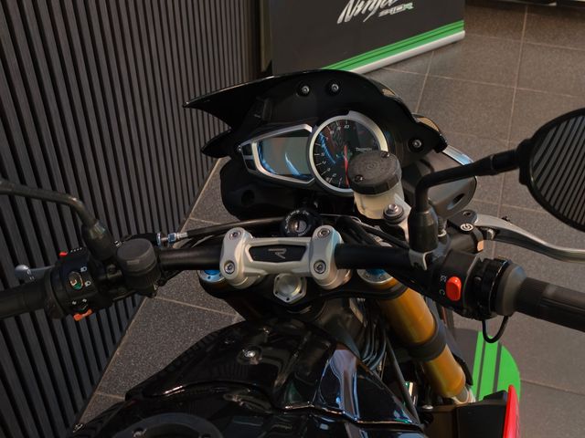 triumph - speed-triple-r