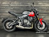 TRIUMPH TRIDENT 660