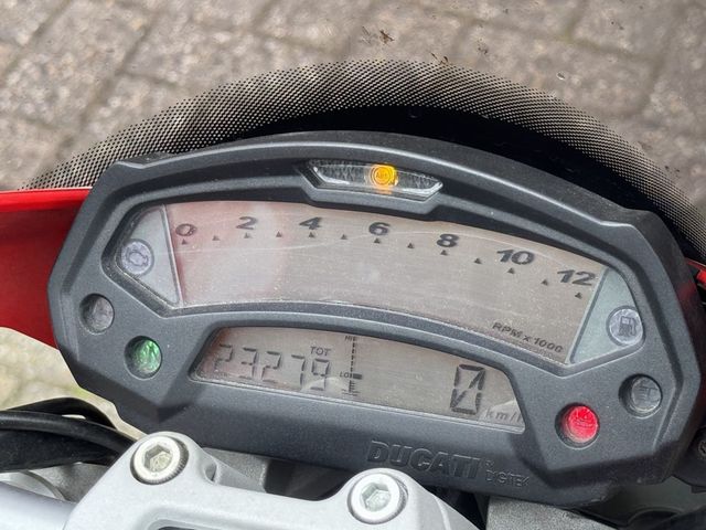 ducati - monster-696