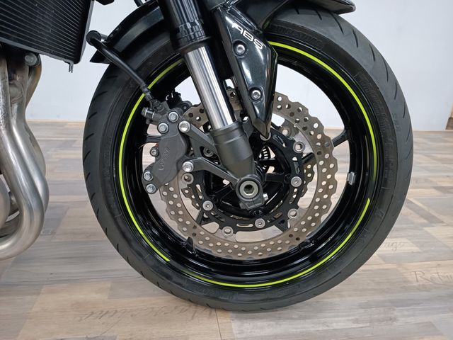 kawasaki - z900-performance
