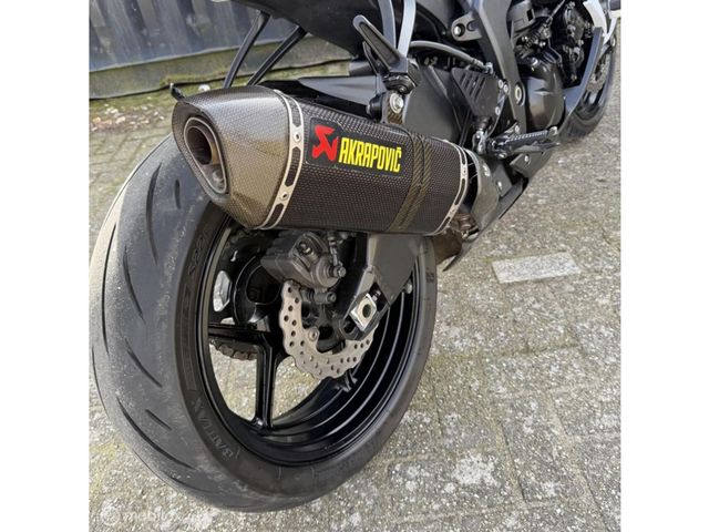 kawasaki - ninja-zx-6r