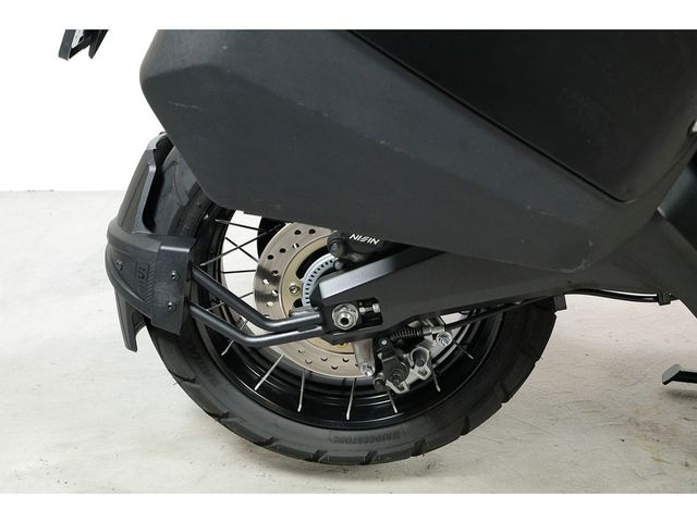 honda - x-adv