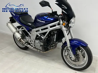 HYOSUNG COMET 650 – foto 3