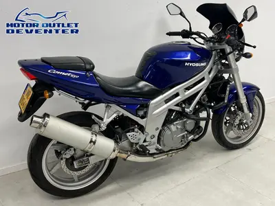 HYOSUNG COMET 650 – foto 4