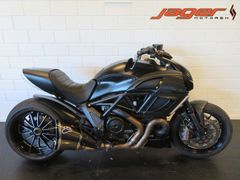 DUCATI XDIAVEL BLACK STAR