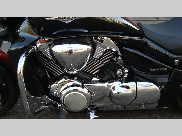 suzuki - m-1800-r-intruder