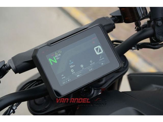 ktm - 1390-super-duke-r-evo