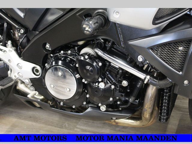 suzuki - b-king-1300