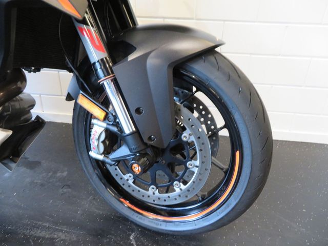 ktm - 1290-super-duke-gt