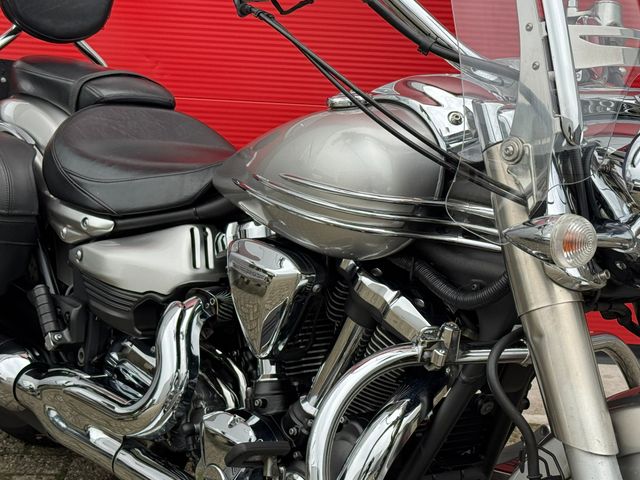 yamaha - xv-1900-midnight-star