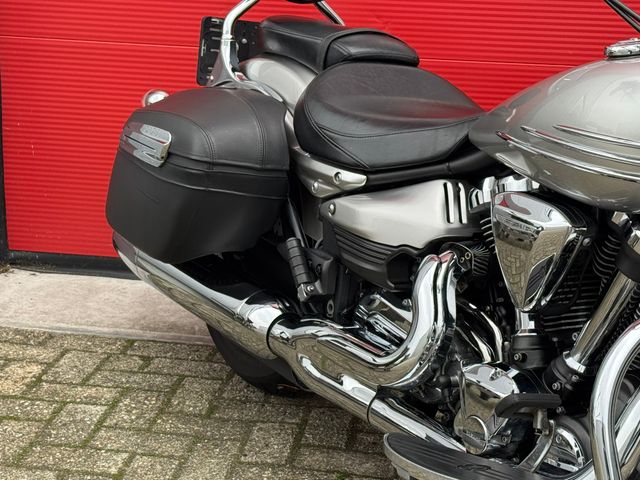 yamaha - xv-1900-midnight-star