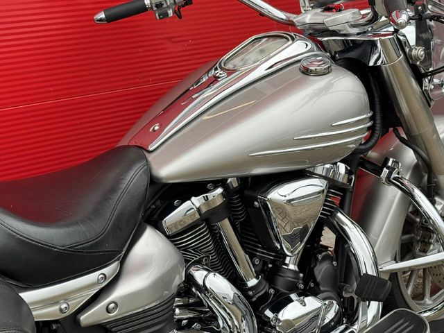 yamaha - xv-1900-midnight-star