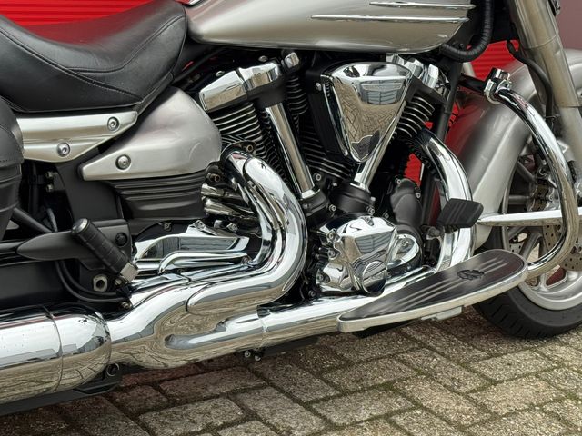 yamaha - xv-1900-midnight-star