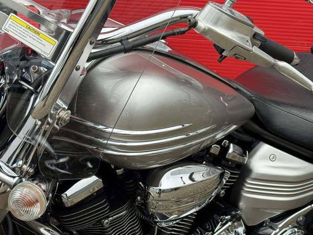 yamaha - xv-1900-midnight-star