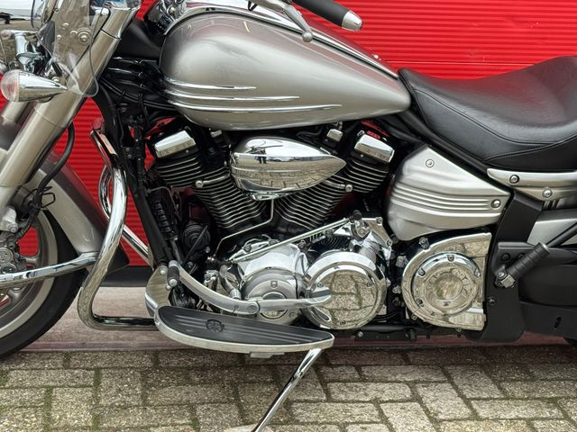 yamaha - xv-1900-midnight-star