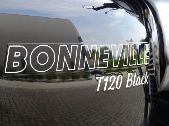 triumph - bonneville-t-120-black