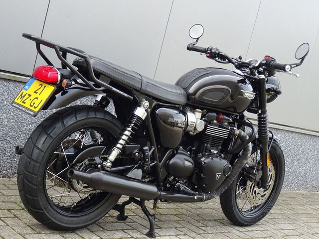 triumph - bonneville-t-120-black