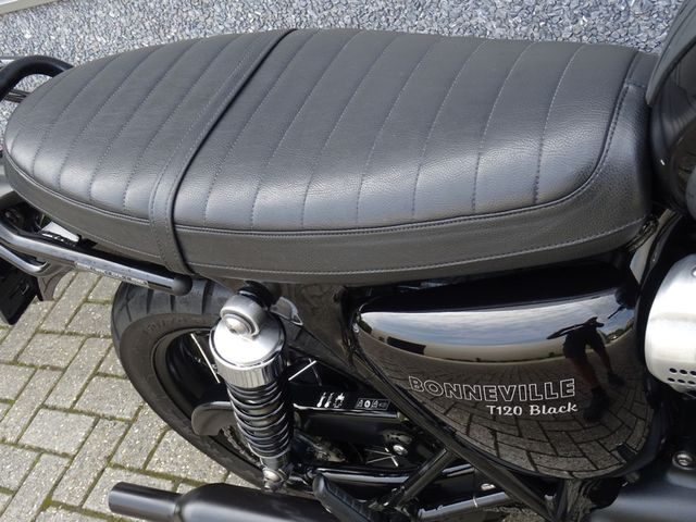 triumph - bonneville-t-120-black