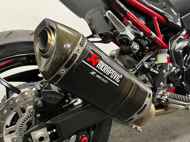 kawasaki - z900